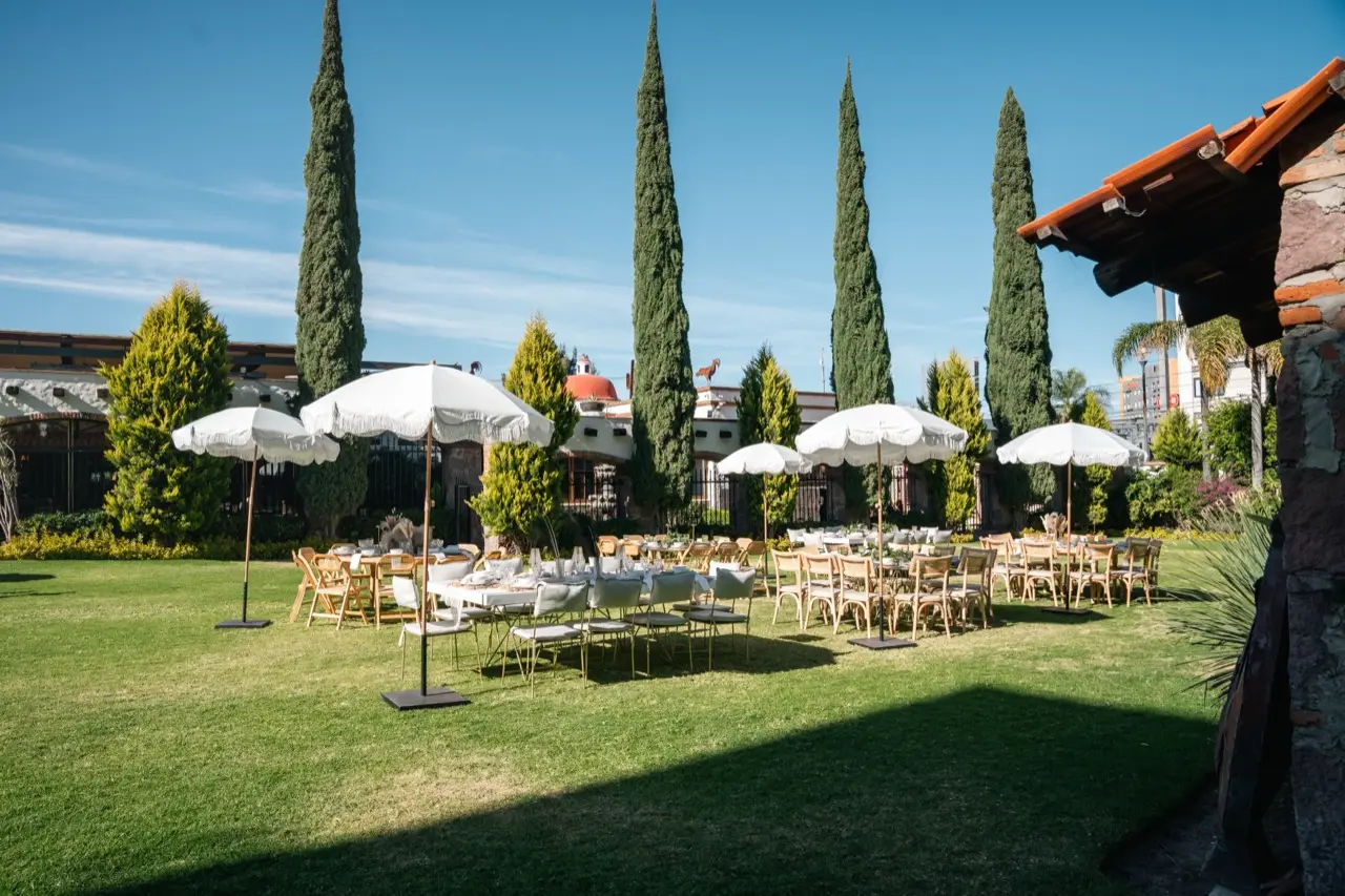 Jardín de eventos de Hacienda de Piedra montado para una celebración